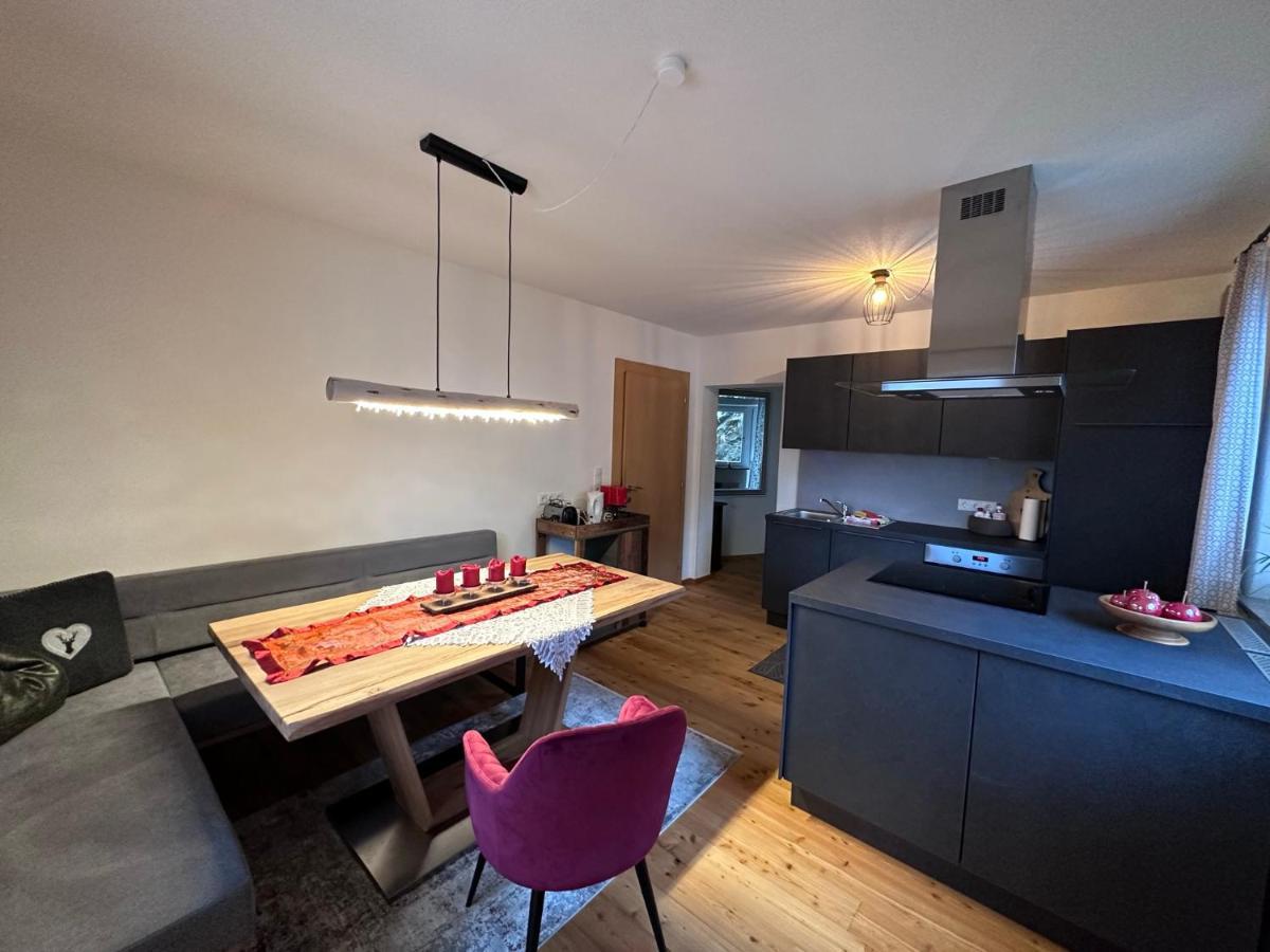Kallis Appartement Mayrhofen Exterior foto