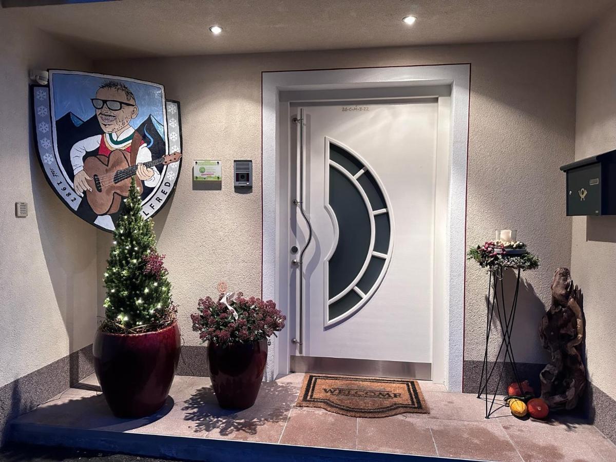 Kallis Appartement Mayrhofen Exterior foto