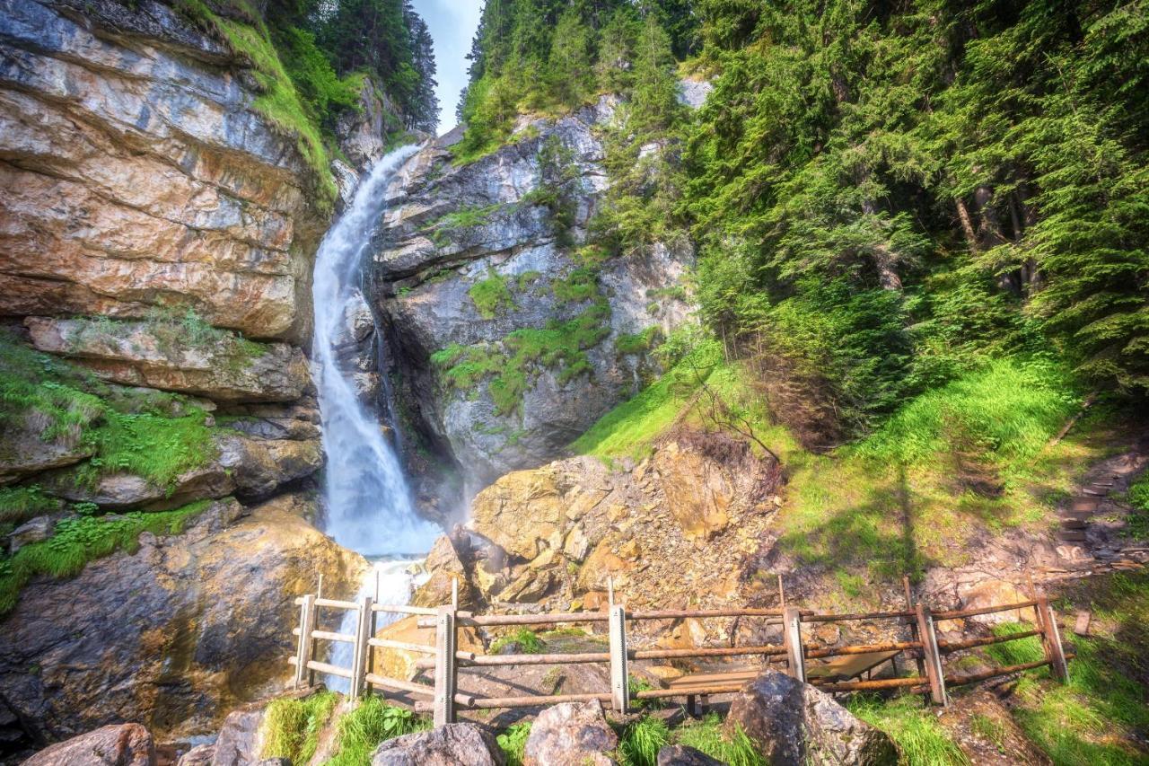 Kallis Appartement Mayrhofen Exterior foto