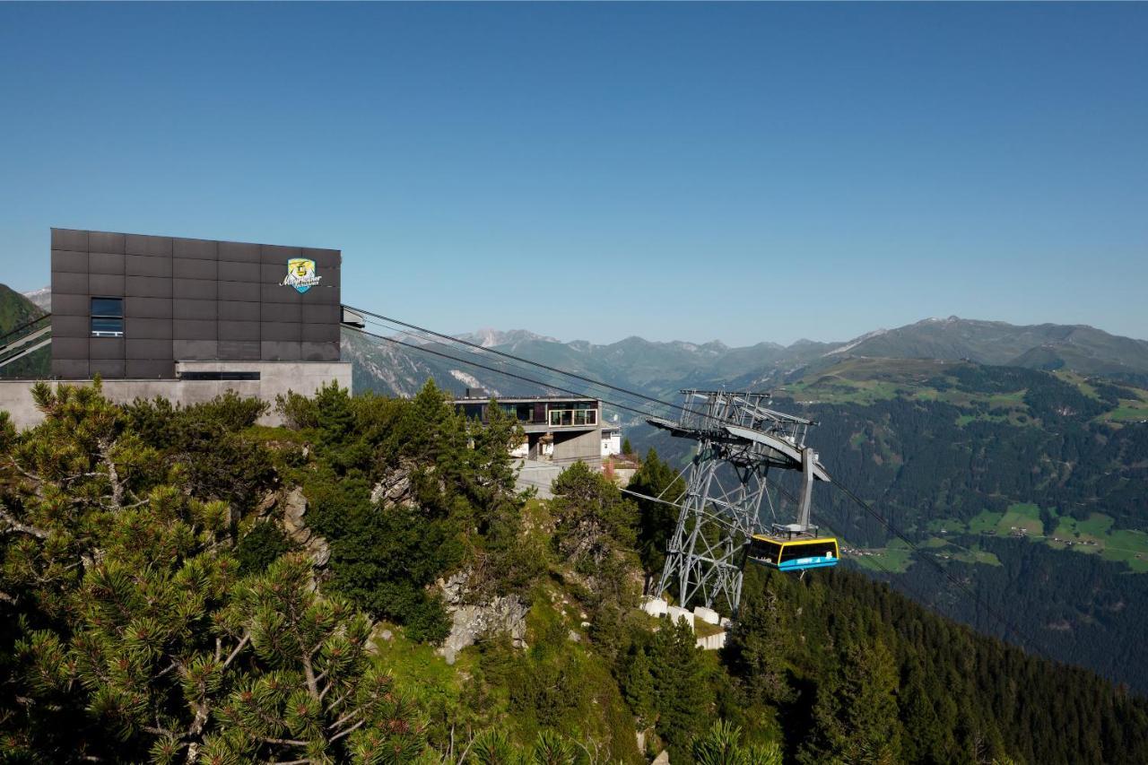 Kallis Appartement Mayrhofen Exterior foto
